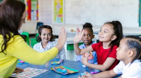 7 estrategias de liderazgo para profesores que transforman su clase